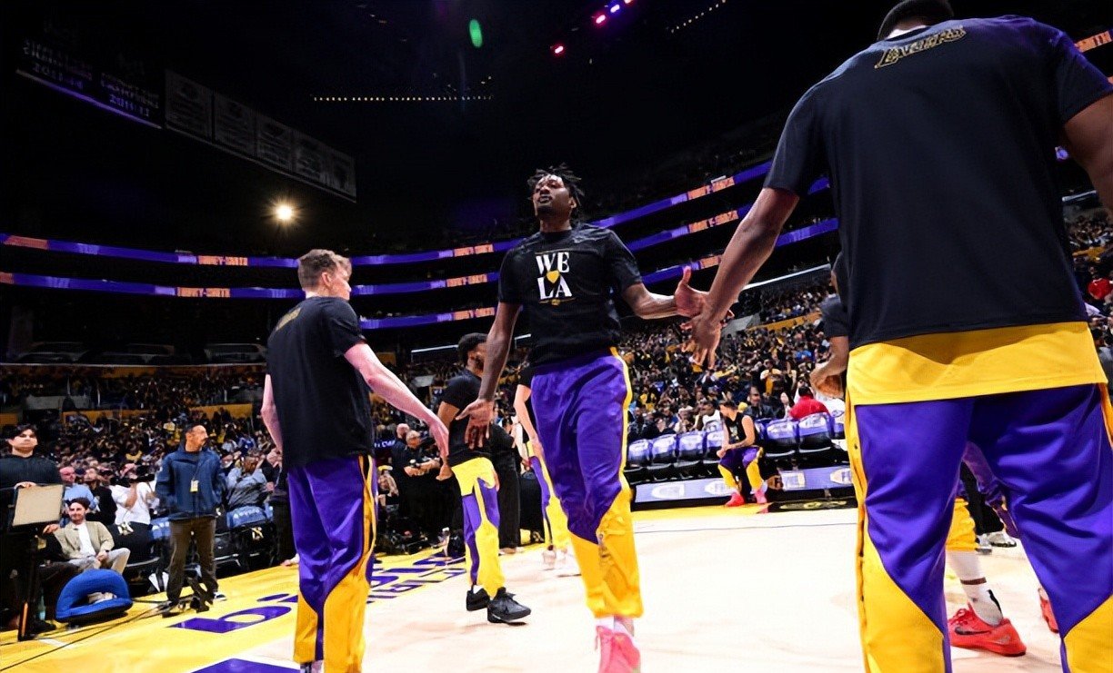 包含NBA季后赛集结日走向成谜;新奥尔良鹈鹕再遭质疑;形势明朗;数据层面出现新趋势的词条 包含NBA季后赛集结日走向成谜;新奥尔良鹈鹕再遭质疑;形势明朗;数据层面出现新趋势的词条