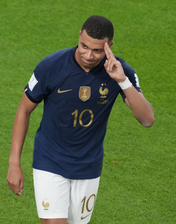 PG-包含JackeyLove回归赛场，出色防守首场状态亮眼，法国队观众沸腾！的词条