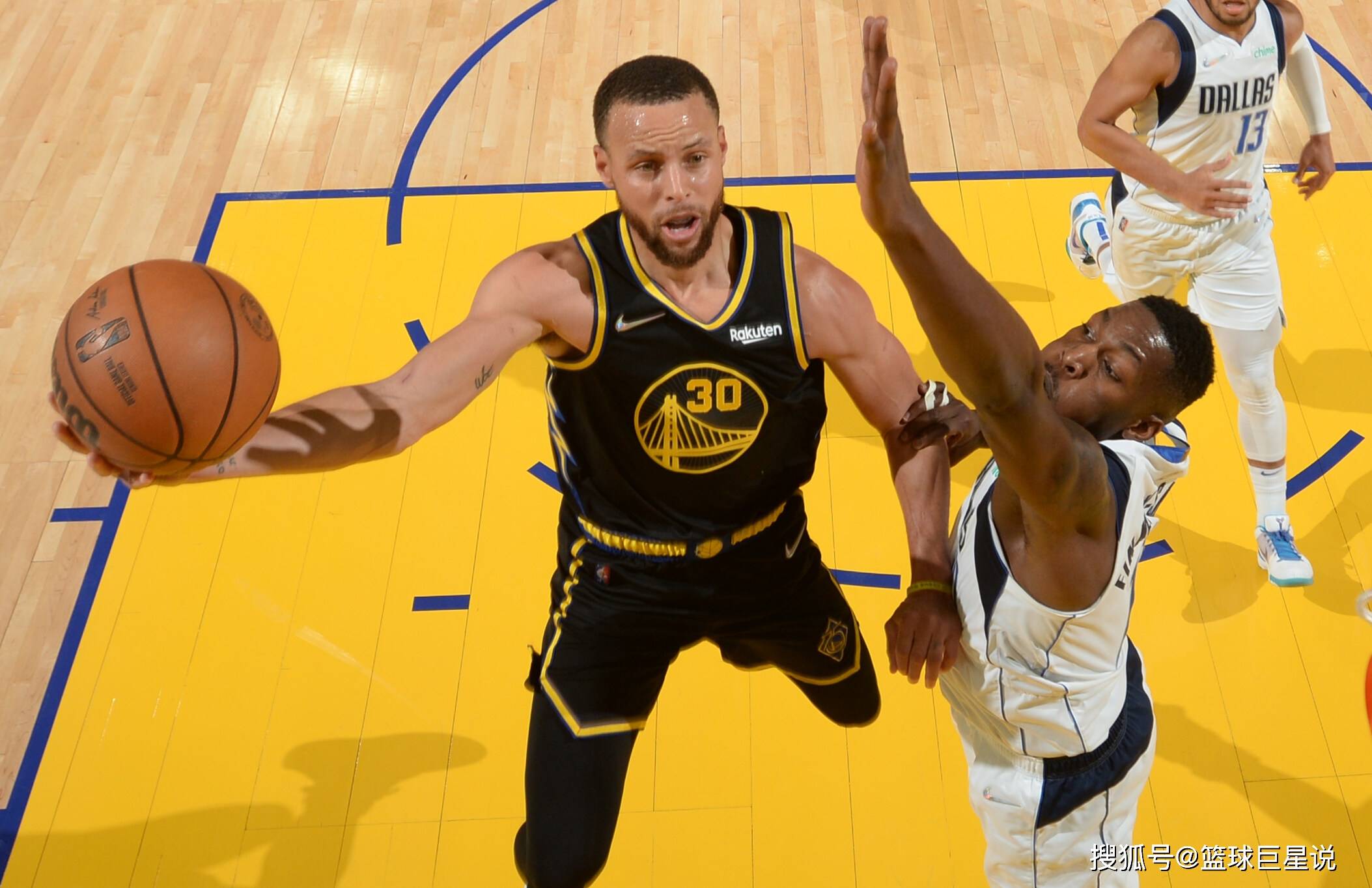 PG-凯恩新星赛况扑朔迷离表现惊艳，勇士未来可期！的简单介绍